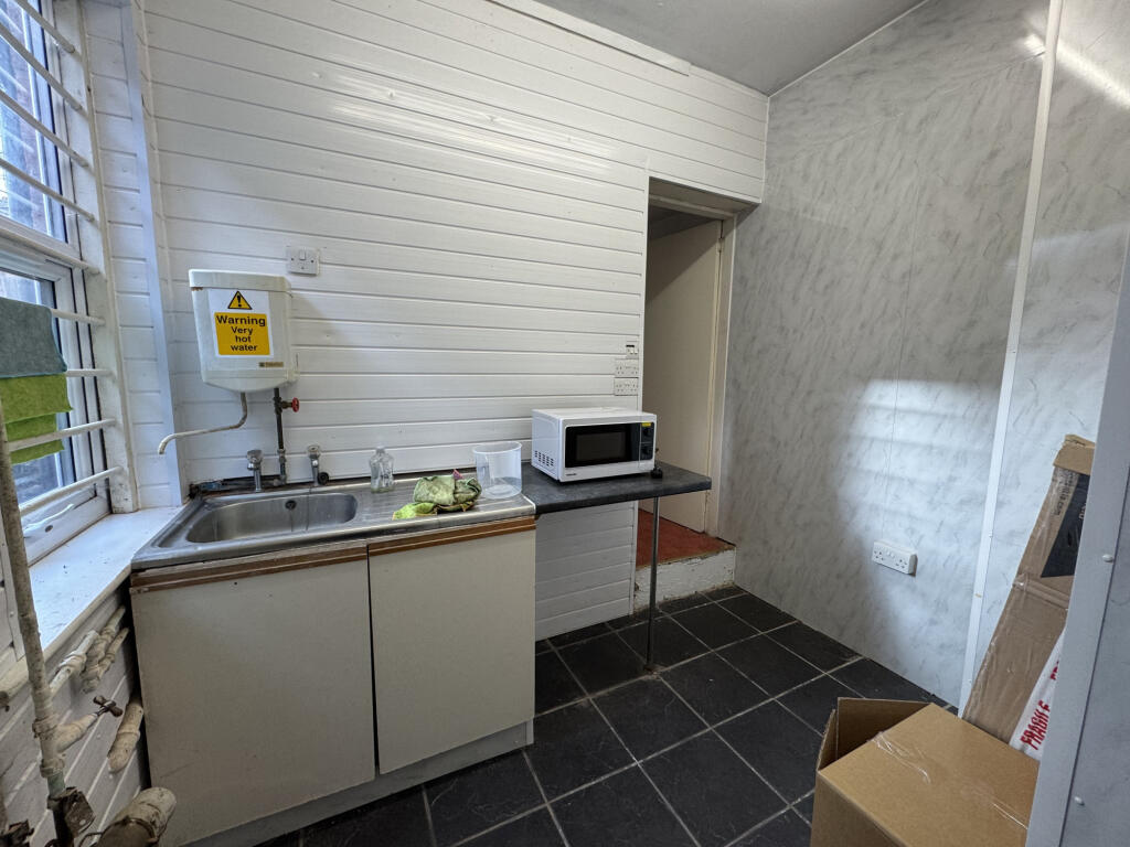 Additional image 6 of Bearwood Road, Smethwick, West Midlands, B66