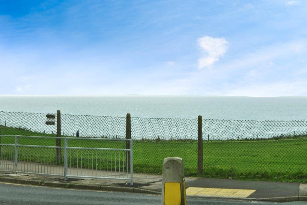 Additional image 18 of Rowe Avenue, Peacehaven