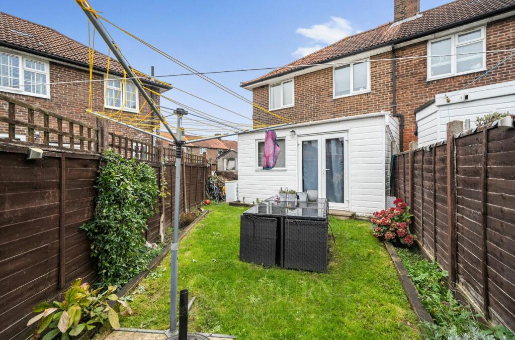 Additional image 16 of Launcelot Road, Bromley, BR1