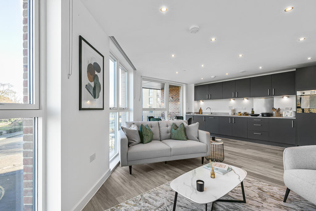 Additional image 14 of Corner House, Town Centre, Hatfield, Hertfordshire, AL10