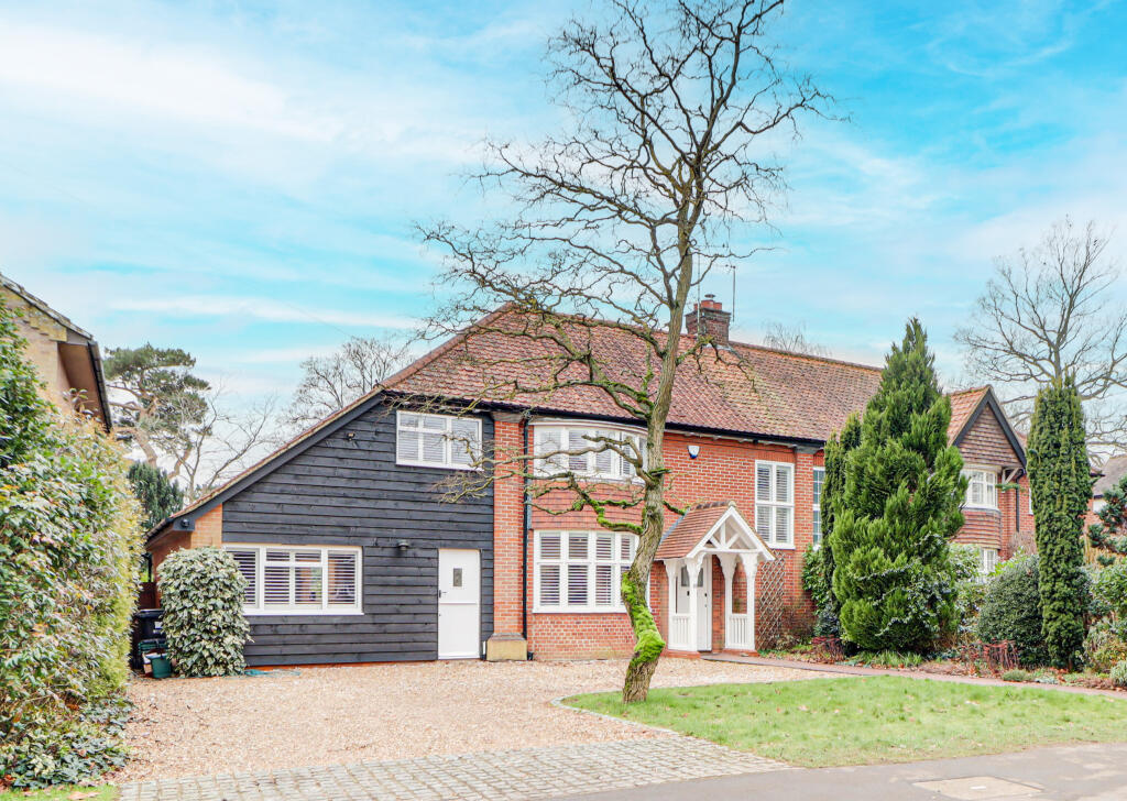 Additional image 25 of Roundwood Park, Harpenden, Hertfordshire, AL5