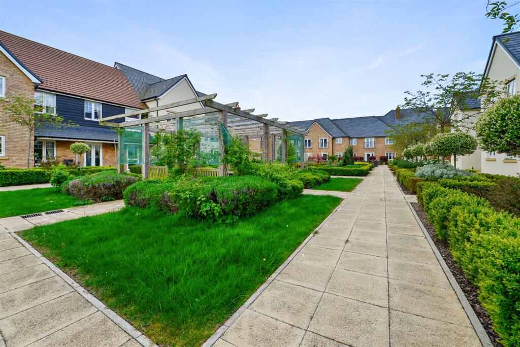 Additional image 16 of Roslyn Court, Lisle Lane, Ely, Cambridgeshire, CB7 4FA