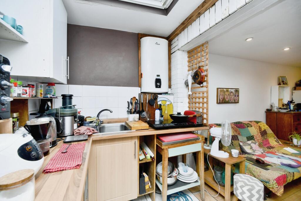 Additional image 29 of Hollingbury Place, Brighton, BN1