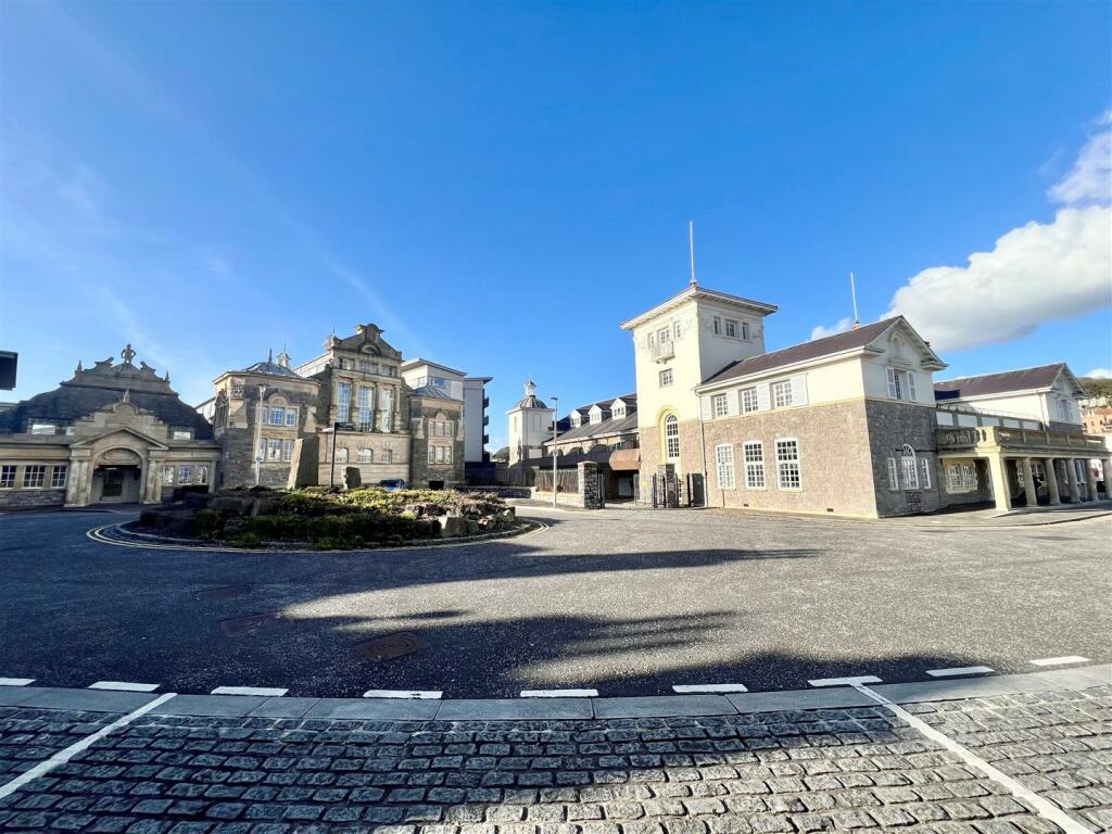 Additional image 4 of Knightstone Theatre, Weston-Super-Mare - NO CHAIN!