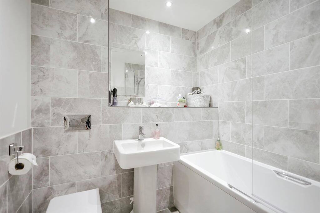 Additional image 13 of Genovesa Way, Eastbourne