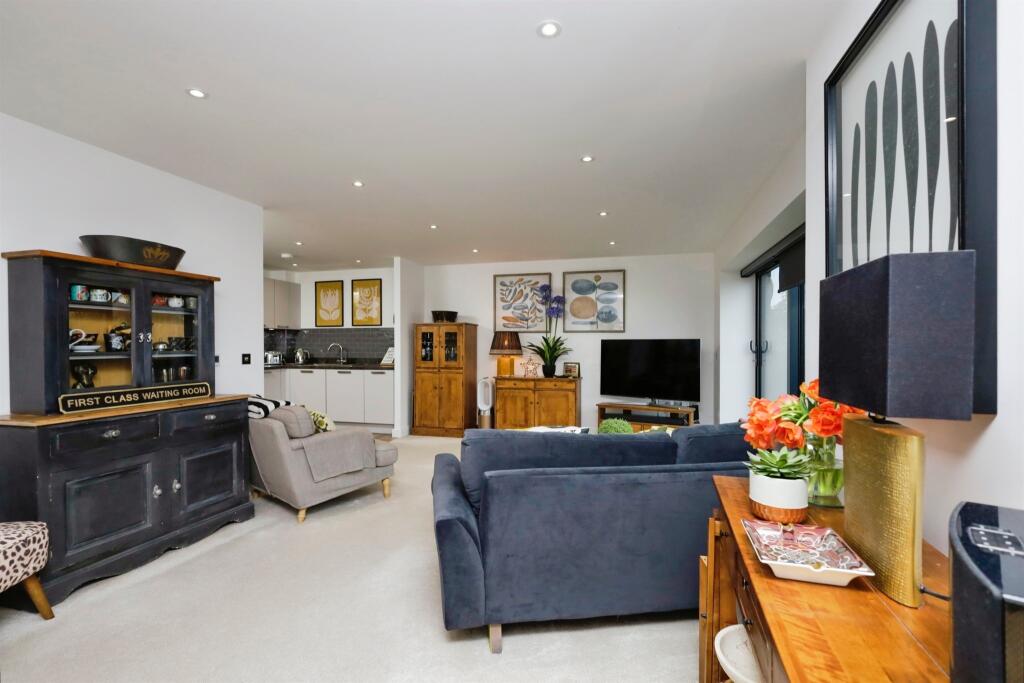 Additional image 4 of Genovesa Way, Eastbourne