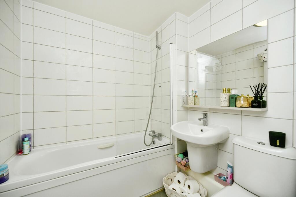 Additional image 9 of Withyham Avenue, Saltdean, Brighton, BN2