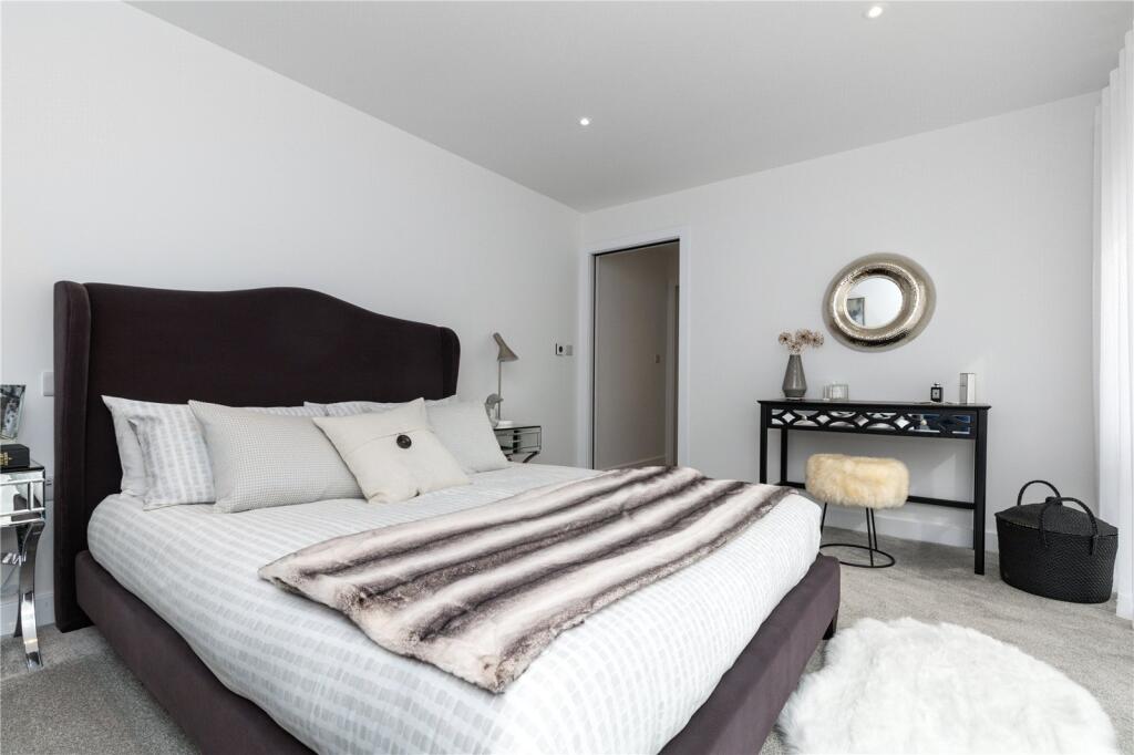 Additional image 4 of Queen Edith's Way, Cambridge