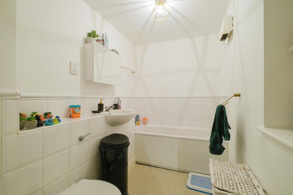 Additional image 7 of Horn Book, SAFFRON WALDEN