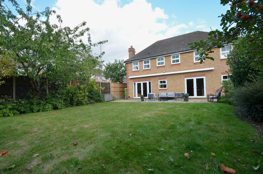 Additional image 17 of Orchard Way, Haddenham, Ely