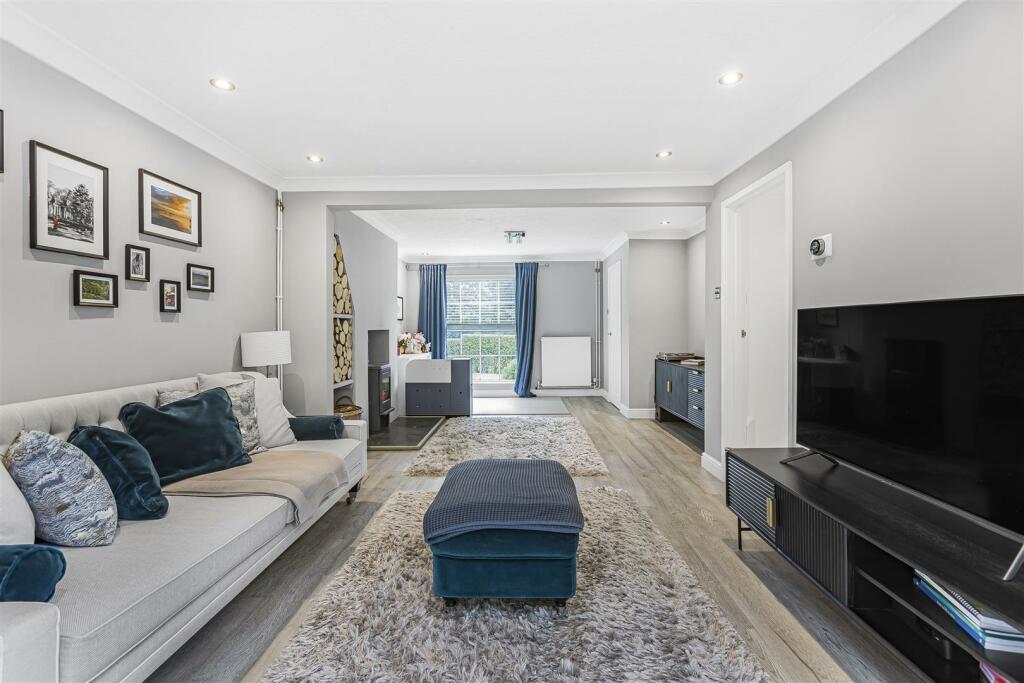 Additional image 3 of Chequers, Welwyn Garden City