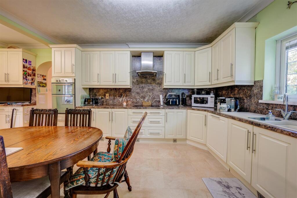 Additional image 12 of Lake Road West, Cardiff