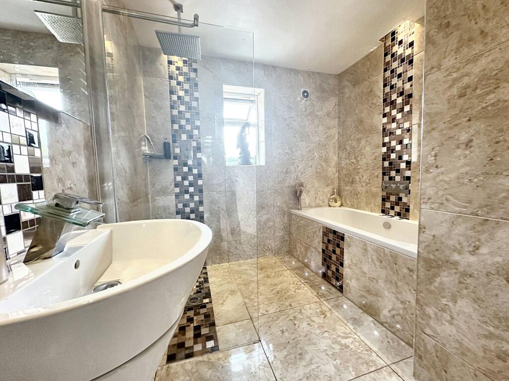 Additional image 4 of Tyedean Road, Telscombe Cliffs, BN10 7AU