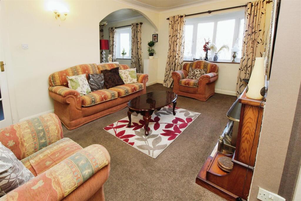 Additional image 19 of Gregory Crescent, Bradford, BD7 4PG