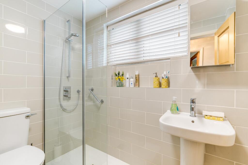 Additional image 12 of Peartree Lane, Welwyn Garden City, Hertfordshire, AL7