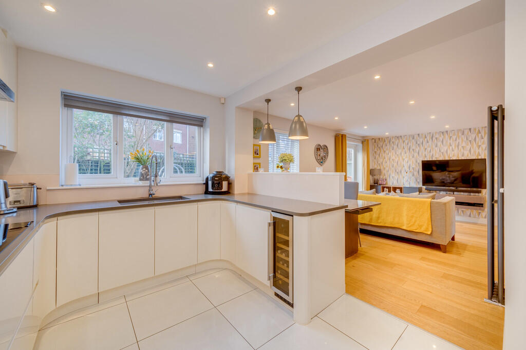 Additional image 26 of Aspen Close, Gomersal