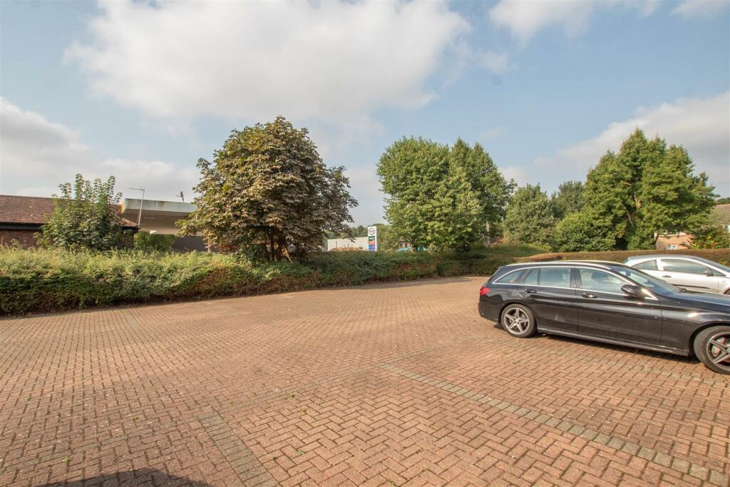 Additional image 8 of Coupals Close, Haverhill