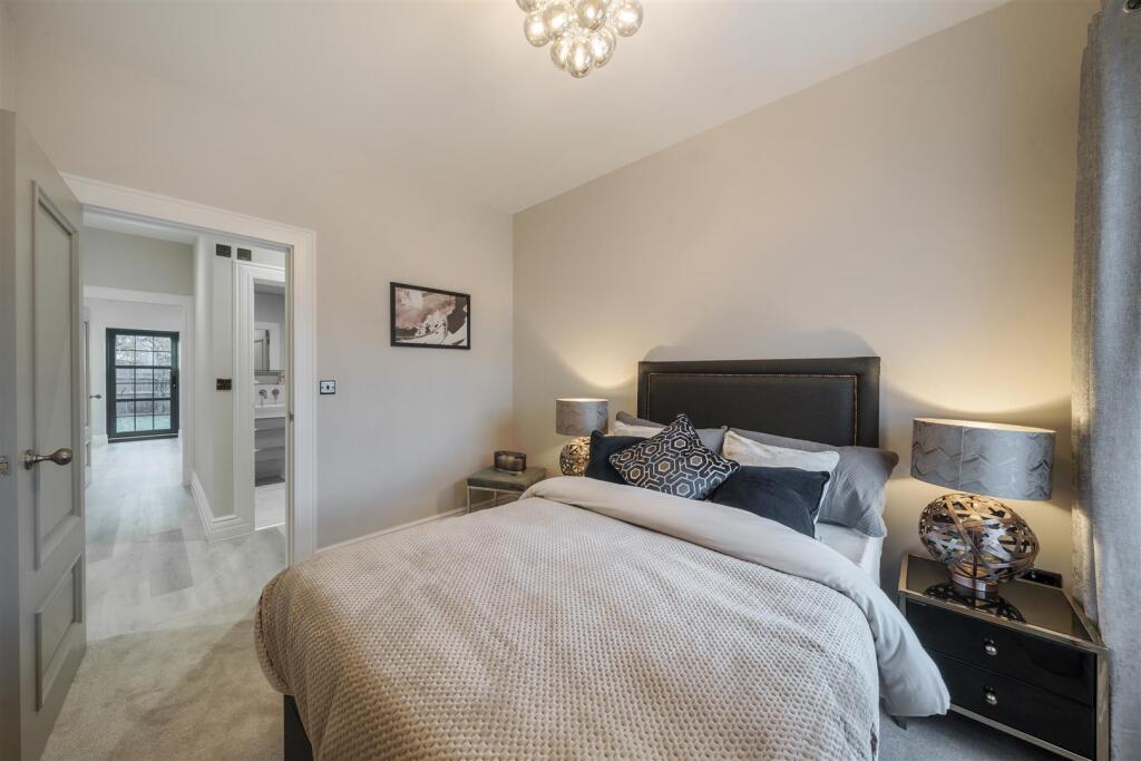 Additional image 20 of Shootersway, Berkhamsted