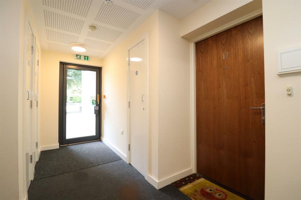 Additional image 5 of Hatfield Road, St. Albans