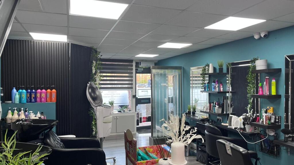 Additional image 8 of 806 Bury Road, Bolton, BL2 6PA