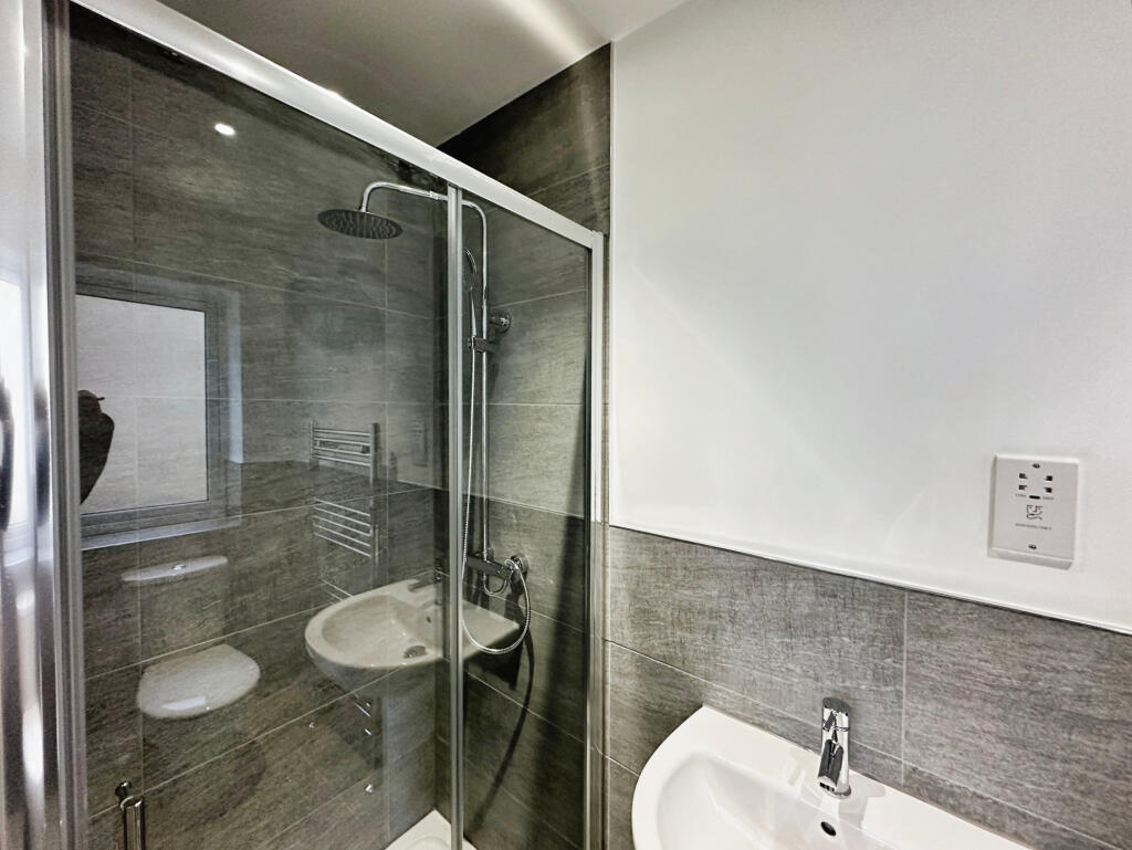 Additional image 10 of Saddle Close, Fagley Lane, Bradford, West Yorkshire, BD2