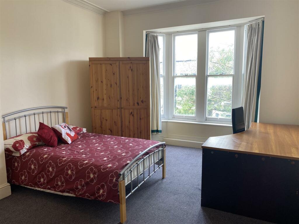 Additional image 4 of 58A Mill Road, Cambridge, CB1 2AS