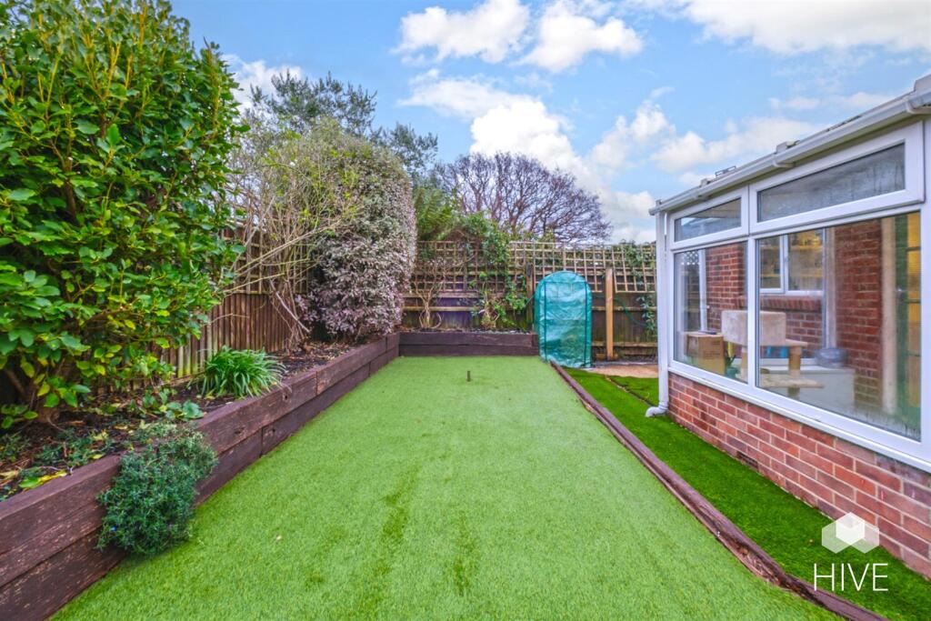 Additional image 27 of Woodlands Crescent, Poole