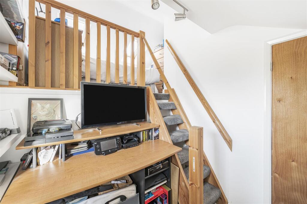 Additional image 26 of Valley Close, Newhaven