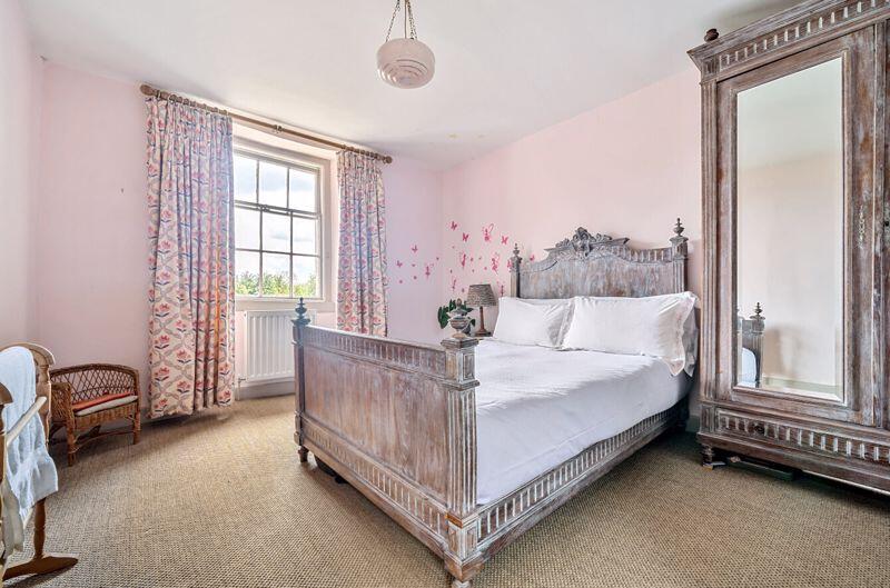 Additional image 19 of Elegant family home in central Frome