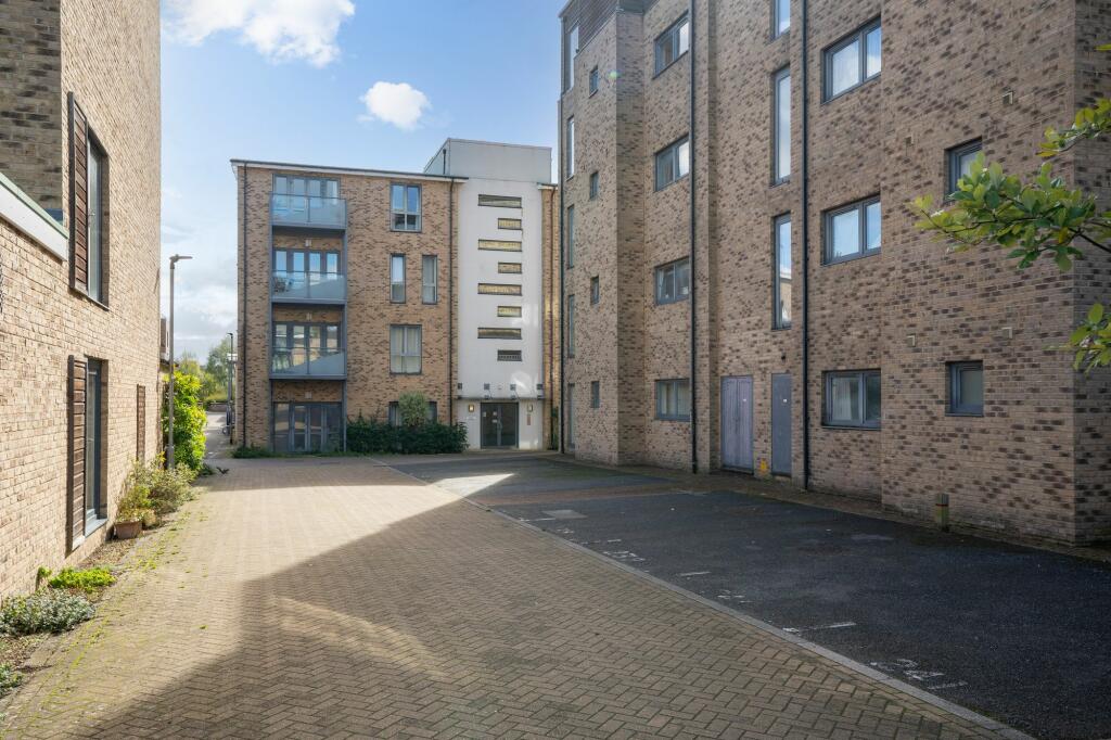 Additional image 21 of Scholars Walk, Cambridge, CB4