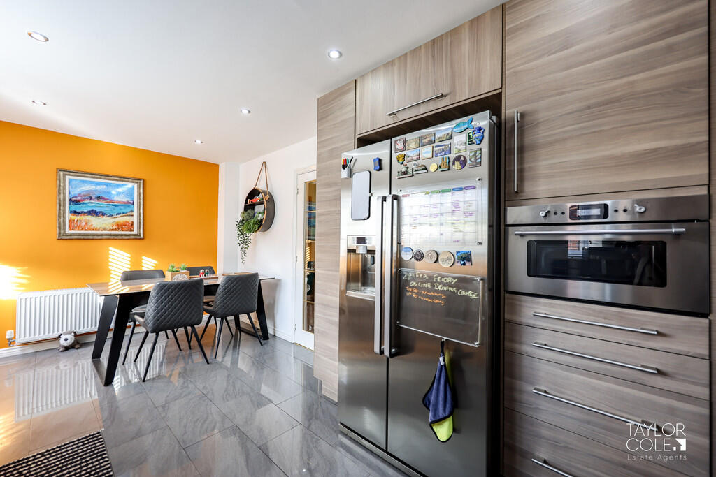 Additional image 12 of School Walk, Tamworth