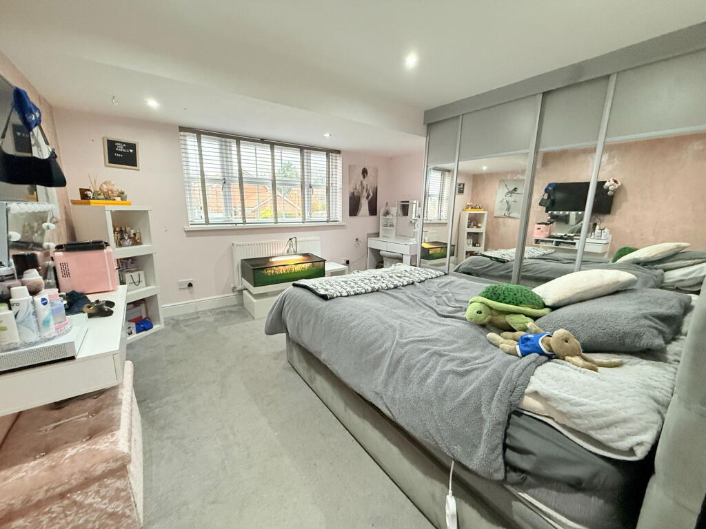 Additional image 25 of Willowbank Road, Knowle