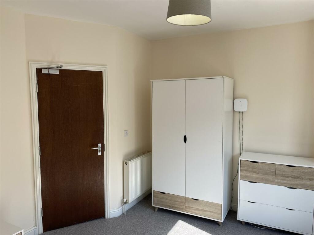 Additional image 8 of Flat 1, 23 Mill Road, Cambridge, CB1 2AB