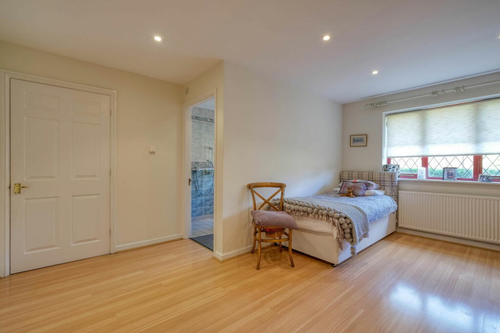 Additional image 11 of Deanscroft Drive, Lickey End, Bromsgrove, B60 1GH