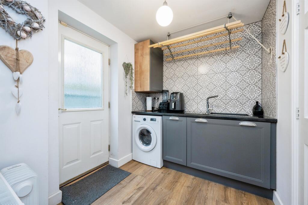 Additional image 5 of Meadowsweet Close, Lower Cambourne, Cambridge