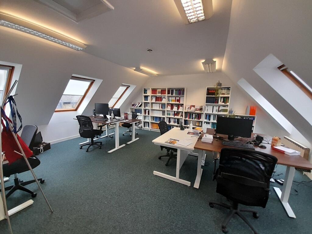 Additional image 2 of Second Floor, 8 Wellington Street, Cambridge, Cambridgeshire, CB1 1HW