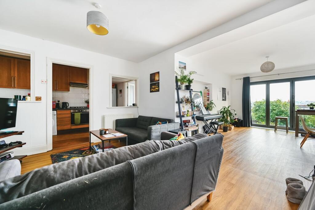 Additional image 5 of Tivoli Crescent, Brighton, BN1