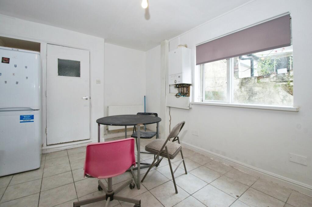 Additional image 4 of Diana Street, Cardiff, CF24