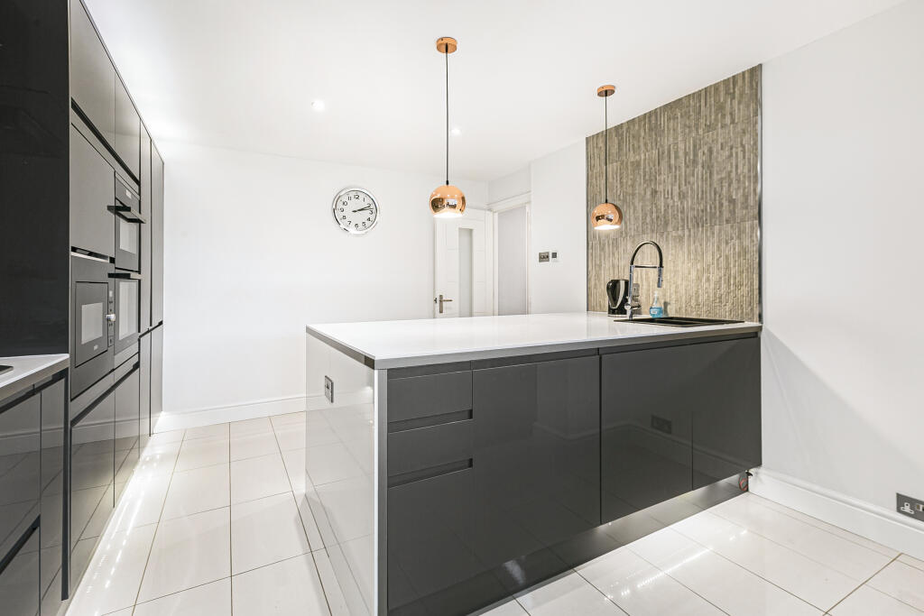 Additional image 6 of Crouch Hall Lane, Redbourn, St. Albans, AL3