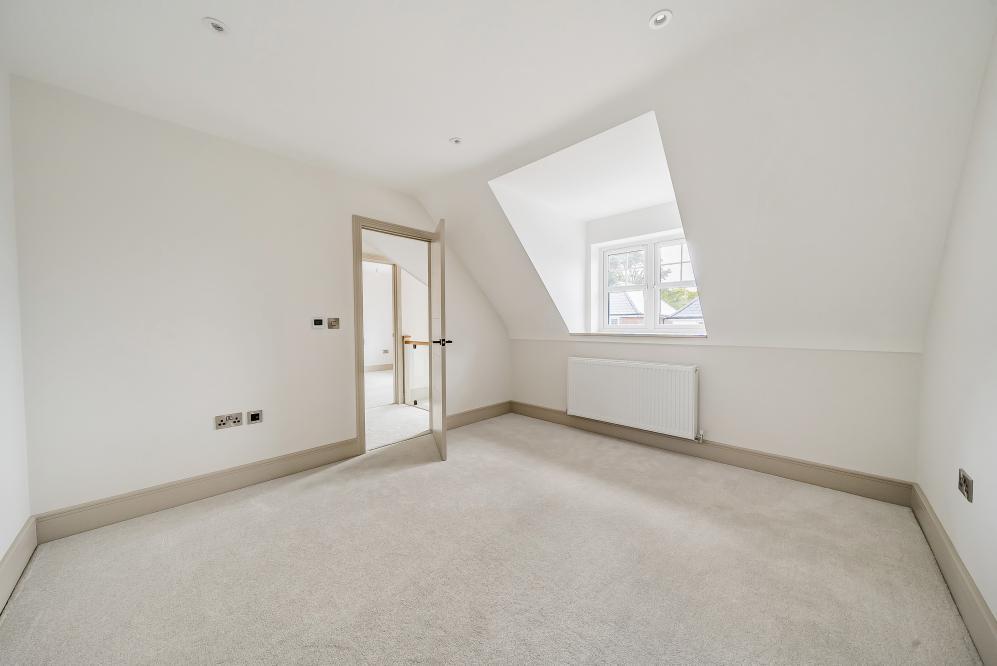 Additional image 8 of Oaks Drive, St Leonards, BH24 2QR