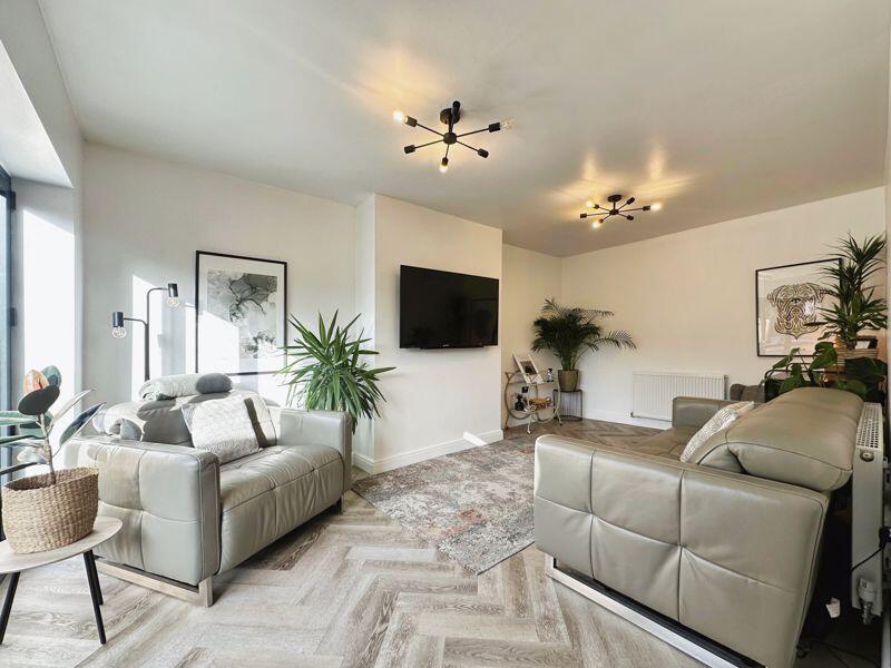 Additional image 17 of Holden Avenue, Bury