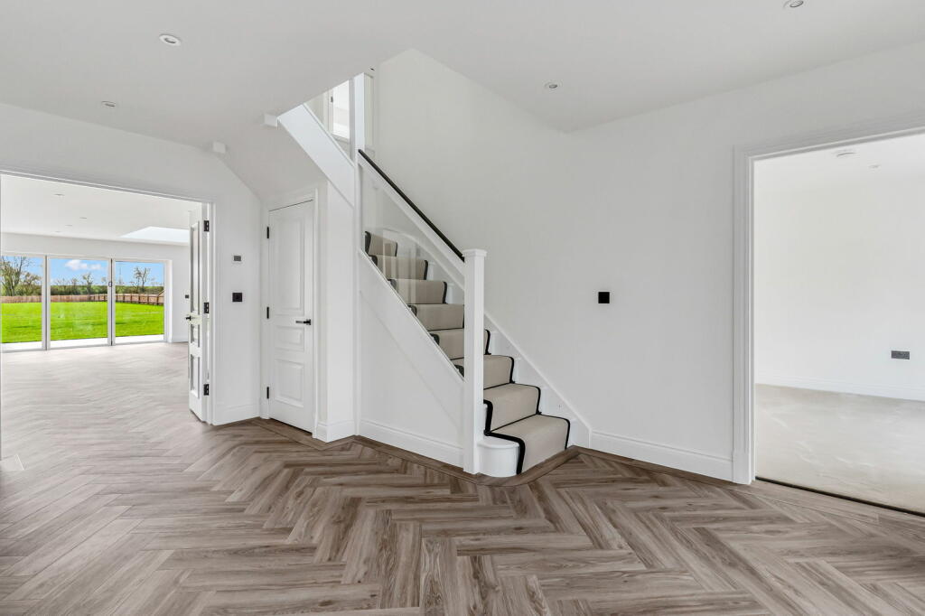 Additional image 4 of 'The Amour' Rose Clover Place, Clavering, CB11