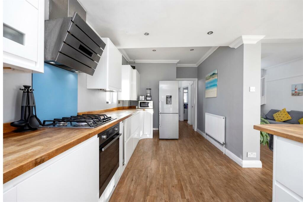 Additional image 7 of High Park Avenue, Hove