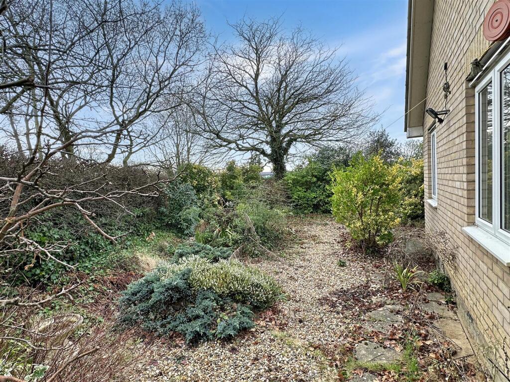 Additional image 16 of Hicks Lane, Girton