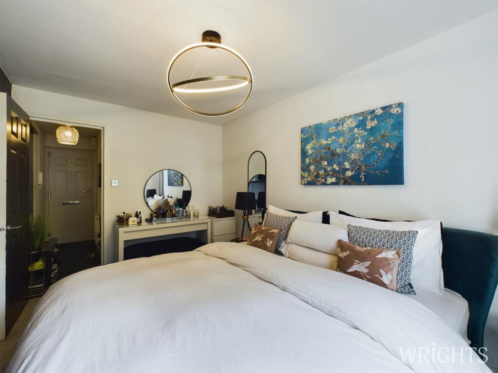 Additional image 7 of By the Mount, Welwyn Garden City, AL7