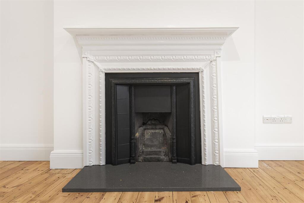 Additional image 14 of High Street, Newmarket