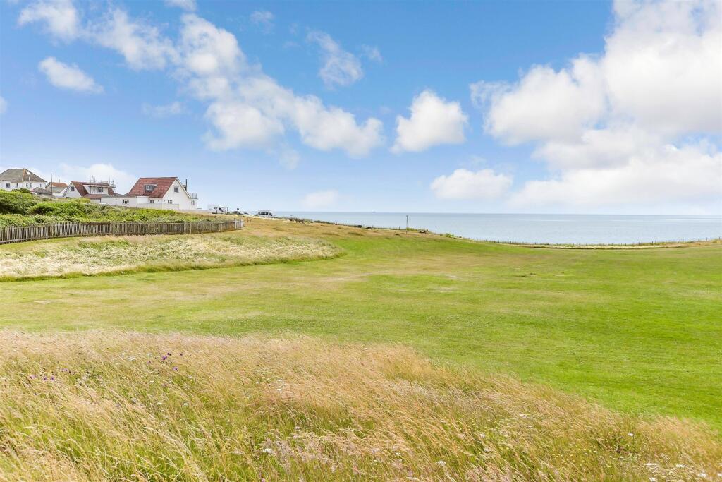 Sutton Avenue, Peacehaven, East Sussex