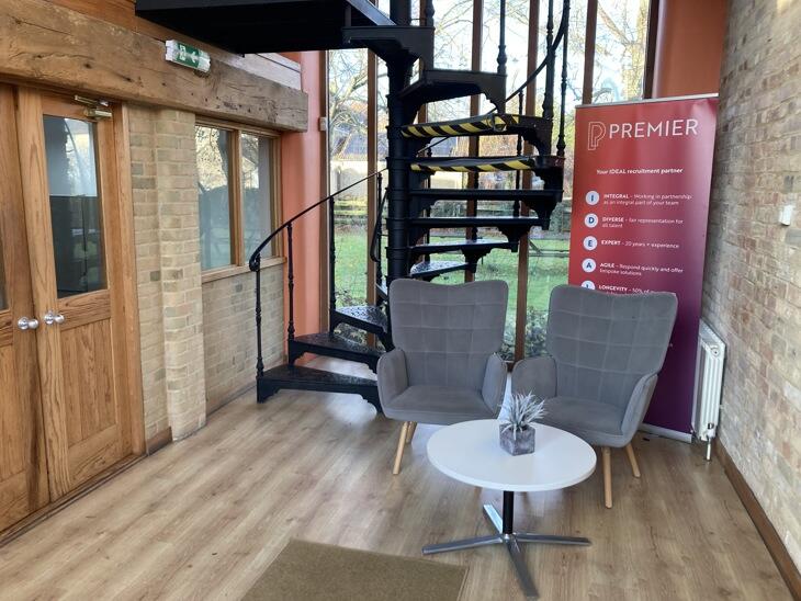 Additional image 9 of The Long Barn, Old Farm Barns, Toft, Cambridge, CB23 2RF