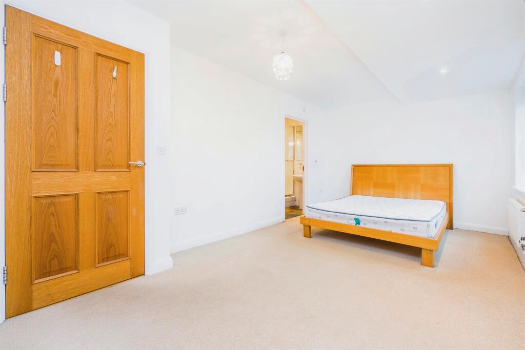 Additional image 7 of Romilly Crescent, Cardiff