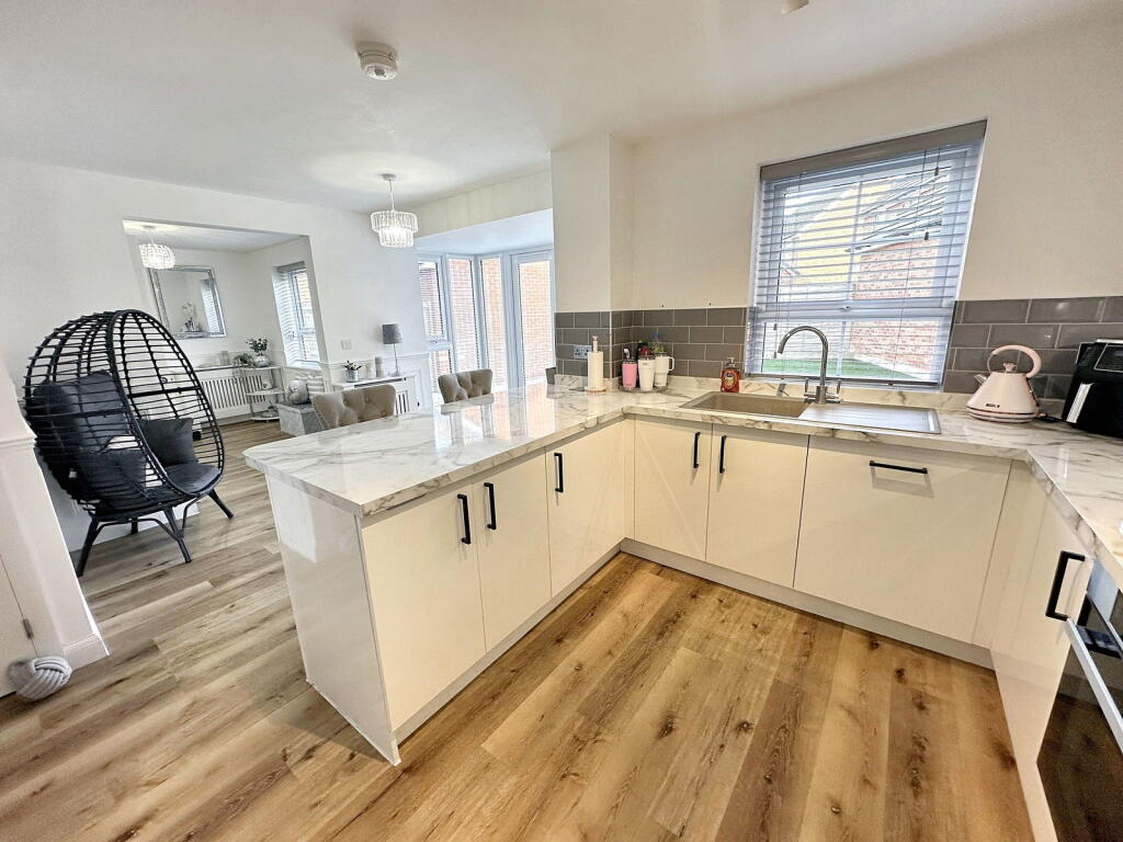 Additional image 26 of Westbury, Wiltshire, BA13 3LD